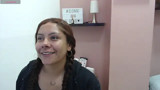 black velvet online show from July 17, 1:07 pm