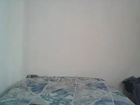 Snapshot of Sweet_Temptation97 chatting on June 15, 2:19 pm Sweet Temptation97 online show from June 15, 2:19 pm