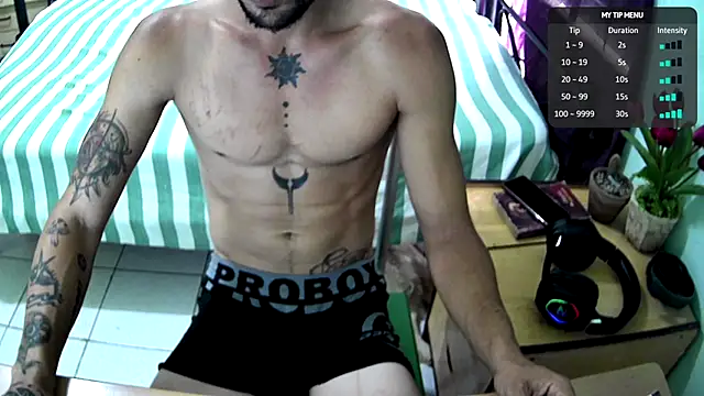 CubanHot27 online show from June 22, 2:25 pm