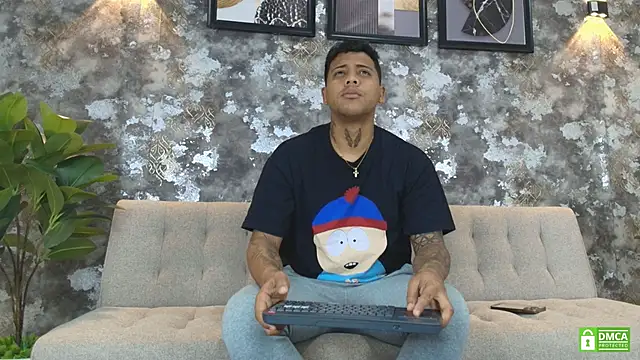 Alejandro and Deiby online show from June 16, 10:51 am