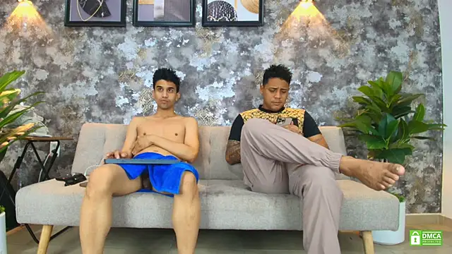 Alejandro and Deiby online show from July 6, 12:02 pm