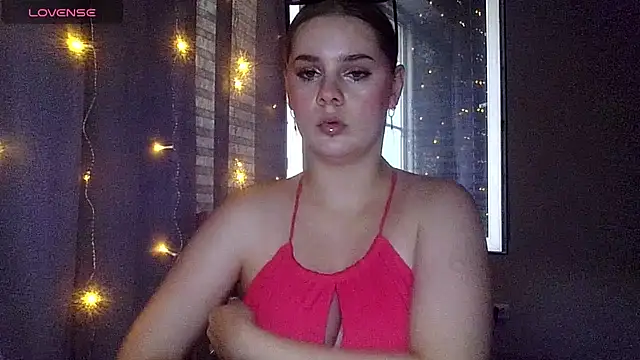 dakota charm  online show from July 7, 1:26 pm