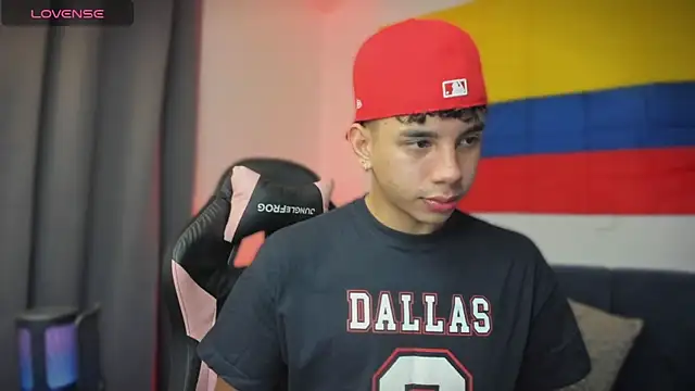 andy cute22 online show from June 27, 1:32 am