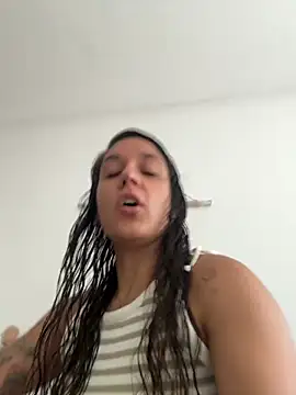Snapshot of SOPHIA_VELMONT chatting on June 15, 2:19 pm SOPHIA VELMONT online show from June 15, 2:19 pm