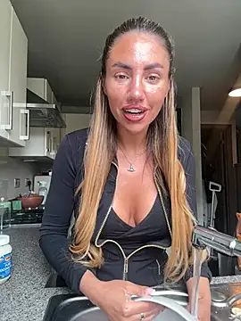 Snapshot of KaceySouthX chatting on June 15, 11:34 am KaceySouthX online show from June 15, 11:34 am