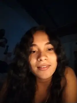 Kittyytinaa online show from June 18, 2:45 am