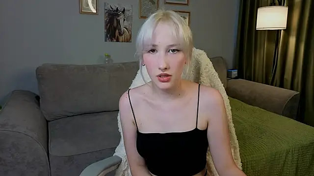 Snapshot of Evahoho chatting on July 28, 11:05 am Evahoho online show from July 28, 11:05 am