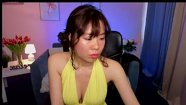 MyRebecca online show from June 17, 12:07 pm