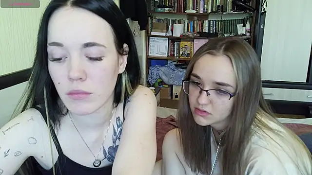 Mia Ellis online show from July 2, 10:21 am