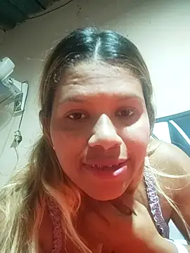 Snapshot of Linda_fox2 chatting on June 27, 11:10 pm Linda fox2 online show from June 27, 11:10 pm