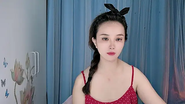 Yesqiko online show from July 18, 4:22 pm
