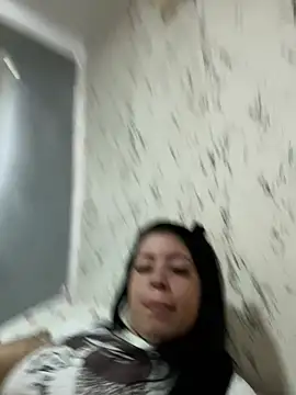 Snapshot of gabi_diass chatting on July 27, 4:14 pm gabi diass online show from July 27, 4:14 pm