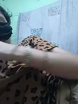 Muslim girl45 online show from June 14, 9:17 pm