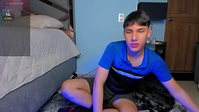 Angel  TheKing online show from August 6, 2:24 am