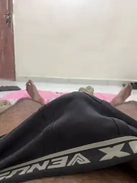 aniketu11 online show from July 31, 7:24 pm