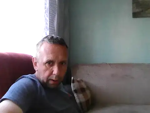 RafalekRozmarynowski81 online show from June 17, 2:58 am