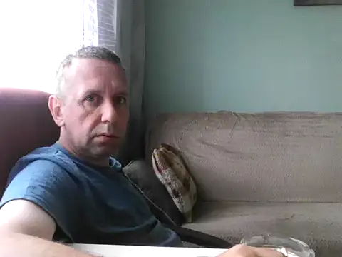 RafalekRozmarynowski81 online show from June 18, 5:08 am