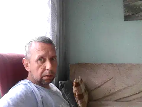 RafalekRozmarynowski81 online show from July 3, 5:03 am