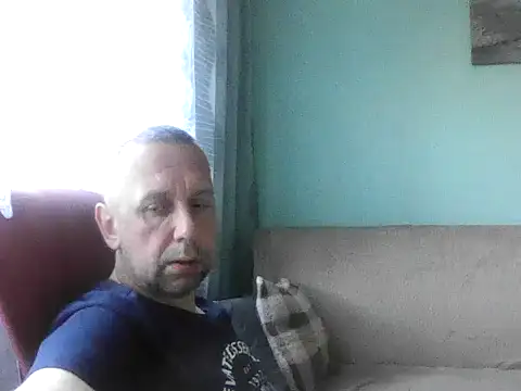RafalekRozmarynowski81 online show from July 19, 5:11 am