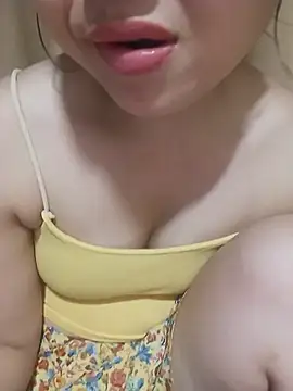 Emma-cutee online show from July 1, 1:56 pm
