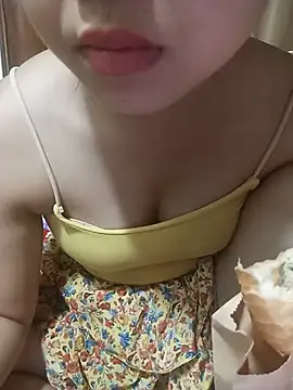 Emma-cutee online show from July 2, 2:00 am