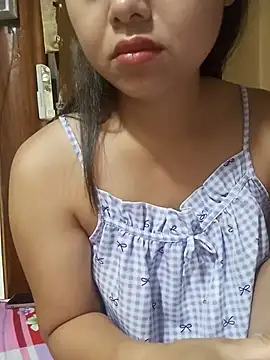 Emma-cutee online show from July 3, 3:02 am