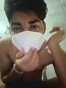 Snapshot of Adityasighn chatting on July 12, 11:34 am Adityasighn online show from July 12, 11:34 am