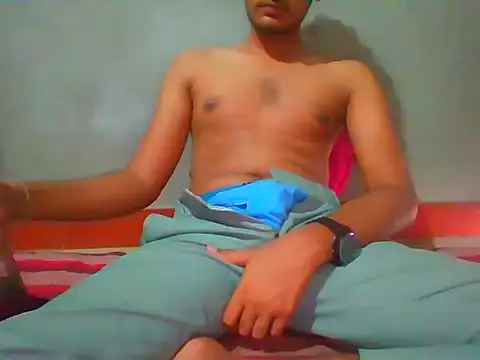 Snapshot of Adityasighn chatting on July 20, 10:39 am Adityasighn online show from July 20, 10:39 am