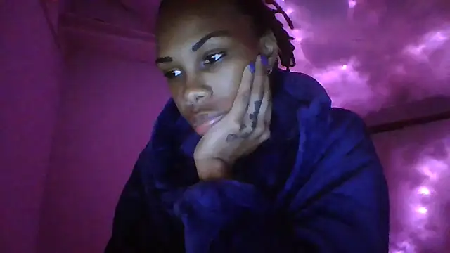 Snapshot of Opal_Rainbow chatting on November 19, 4:01 am Opal Rainbow online show from November 19, 4:01 am