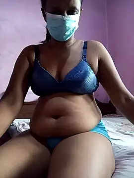 Nikini-xx online show from June 21, 4:37 am