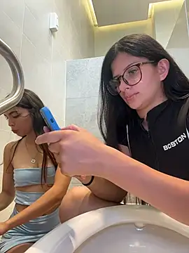 Snapshot of Mia_Alanna chatting on July 31, 8:30 pm Mia Alanna online show from July 31, 8:30 pm