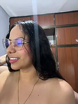 Snapshot of ColombianSexyCouple_ chatting on July 7, 6:47 am ColombianSexyCouple online show from July 7, 6:47 am