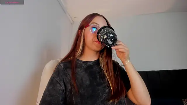 SweetCatii online show from June 24, 3:44 pm