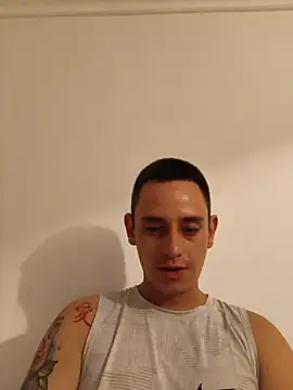 Snapshot of DANTECROS chatting on June 27, 3:00 am DANTECROS online show from June 27, 3:00 am