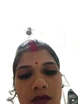 Snapshot of Model-111 chatting on July 9, 1:15 pm Model-111 online show from July 9, 1:15 pm