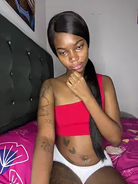 ShakiraThompss18 online show from July 22, 12:30 pm