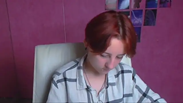 Snapshot of Dilara_Kiss_ chatting on June 20, 11:57 am Dilara Kiss online show from June 20, 11:57 am