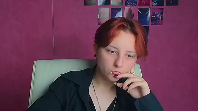 Snapshot of Dilara_Kiss_ chatting on June 24, 5:06 am Dilara Kiss online show from June 24, 5:06 am