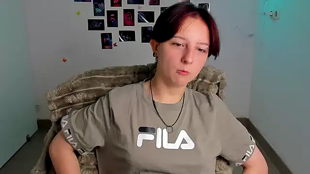 Snapshot of Dilara_Kiss_ chatting on July 17, 5:14 am Dilara Kiss online show from July 17, 5:14 am
