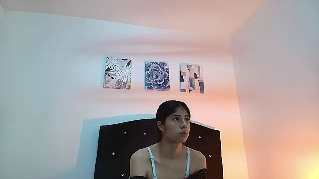 Dahlia  Vixen online show from July 13, 11:24 am