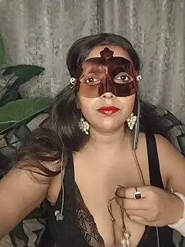 Cupid Mayra online show from August 9, 10:20 am