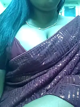 Snapshot of prethutamil chatting on August 6, 6:10 pm prethutamil online show from August 6, 6:10 pm