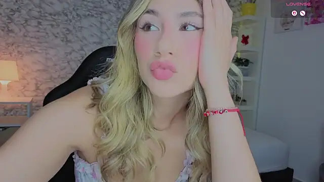 Isabella Bliss online show from June 29, 7:58 pm