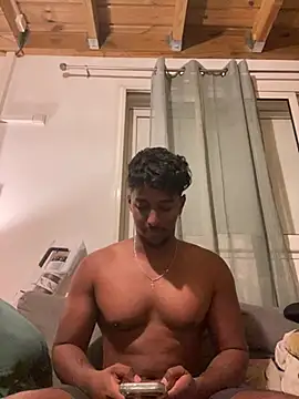 Snapshot of axel_black03 chatting on July 7, 8:24 pm axel black03 online show from July 7, 8:24 pm