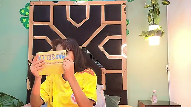 HANNA SEBAS online show from July 7, 12:31 pm