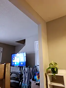 Snapshot of NAOMIdaFreakXXXXX chatting on March 10, 2:16 pm NAOMIdaFreakXXXXX online show from March 10, 2:16 pm