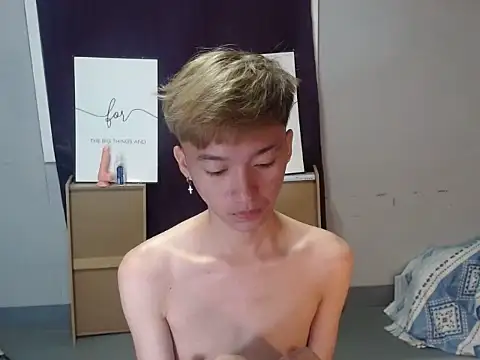 Fem phiLboy69 online show from August 4, 12:47 am