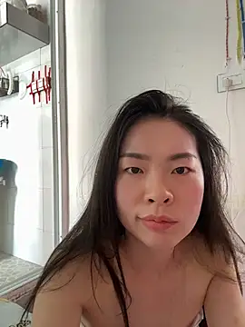 xiaojiao520 online show from July 15, 5:45 am