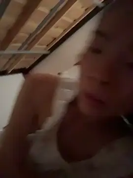 xiaojiao520 online show from August 3, 5:50 am