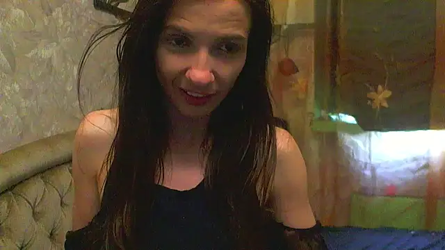 Snapshot of Alison_Wale chatting on June 28, 5:52 pm Alison Wale online show from June 28, 5:52 pm